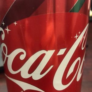 Meet your Posher, Dee